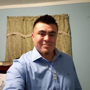 Meet your Posher, Mnuel